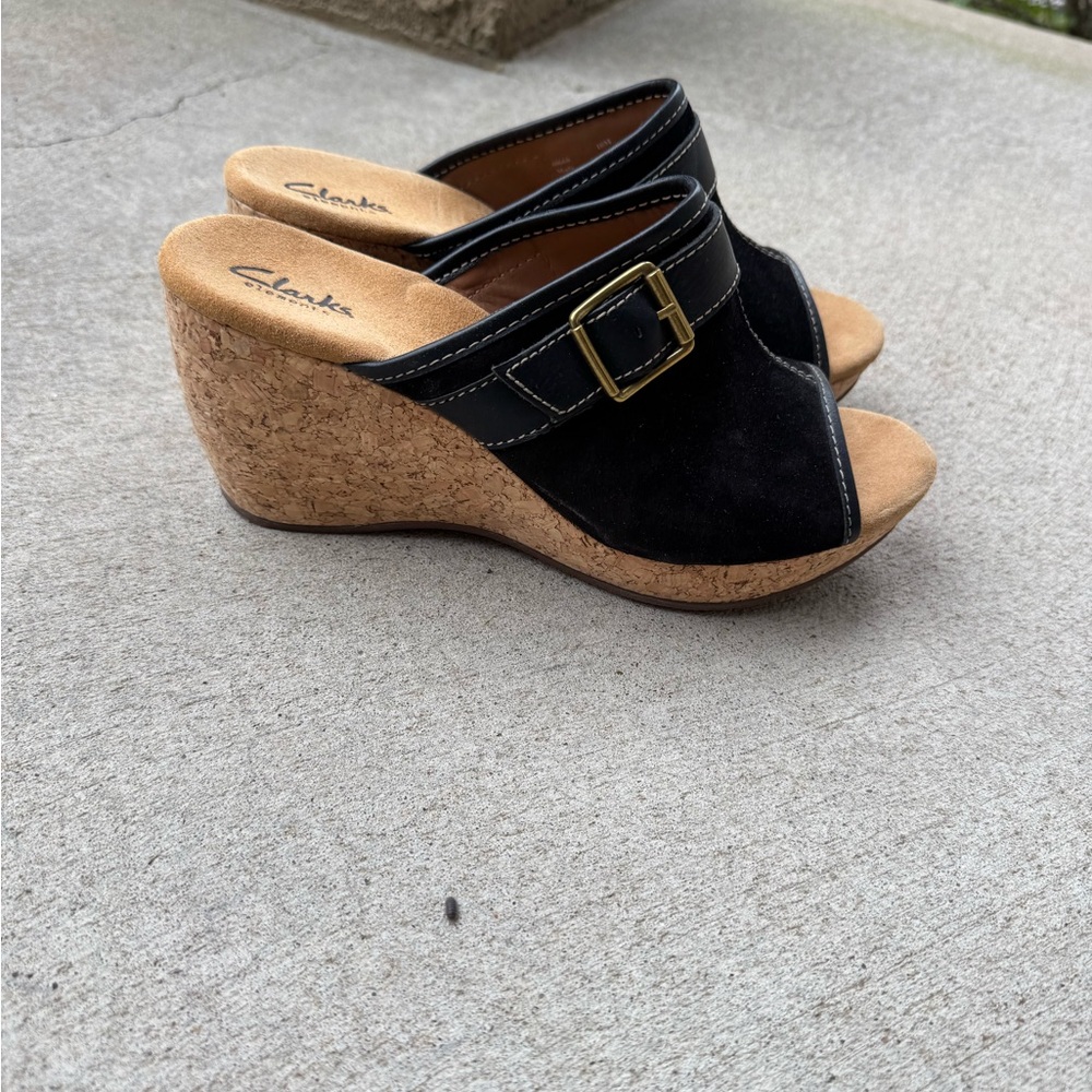 Super comfy clark wedges